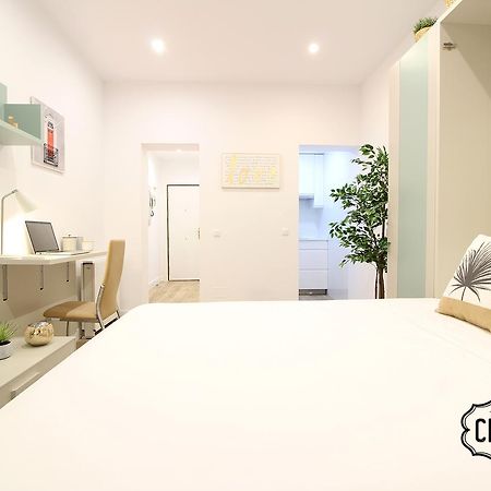 Charming Puerta Del Sol Apartment Madrid Exterior photo
